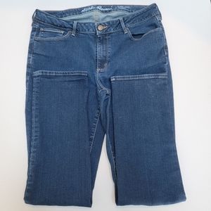 Eddie Bauer Slightly Curvy Straight Leg Womens